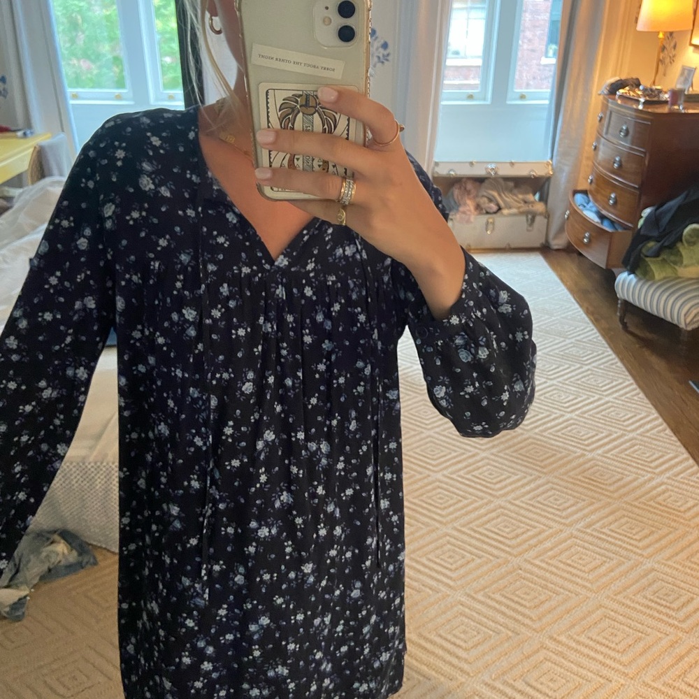 Reformation floral dress - Picture 2 of 3